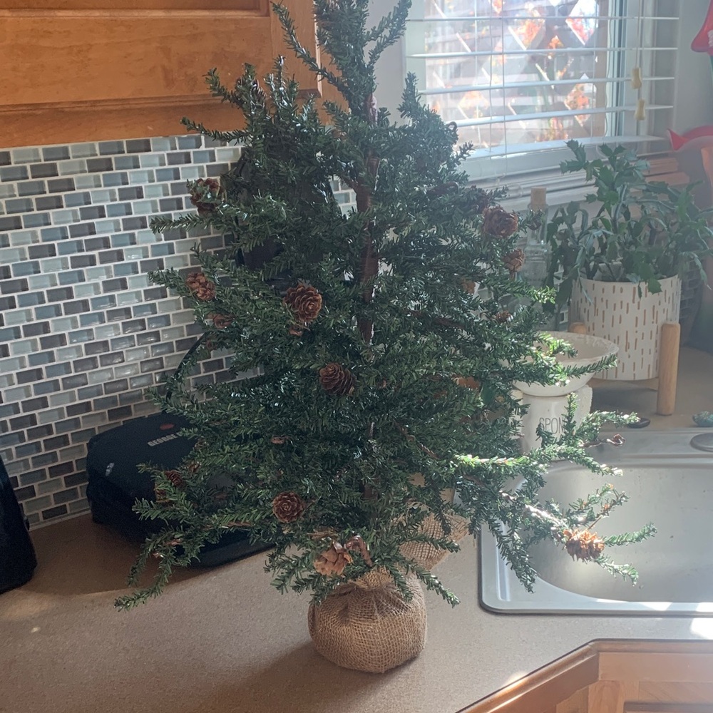 Artificial Pine Tree with Pinecones
